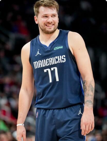 他更加专注 他更加专注