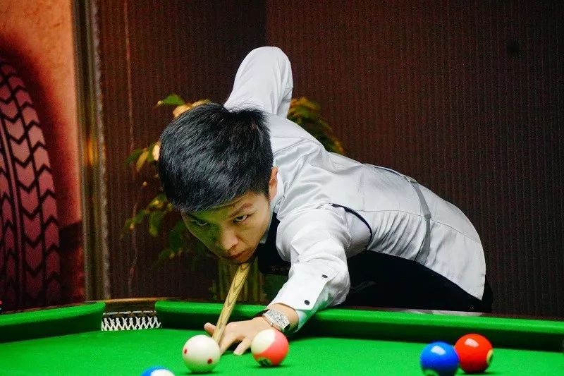 队内部的矛 队内部的矛