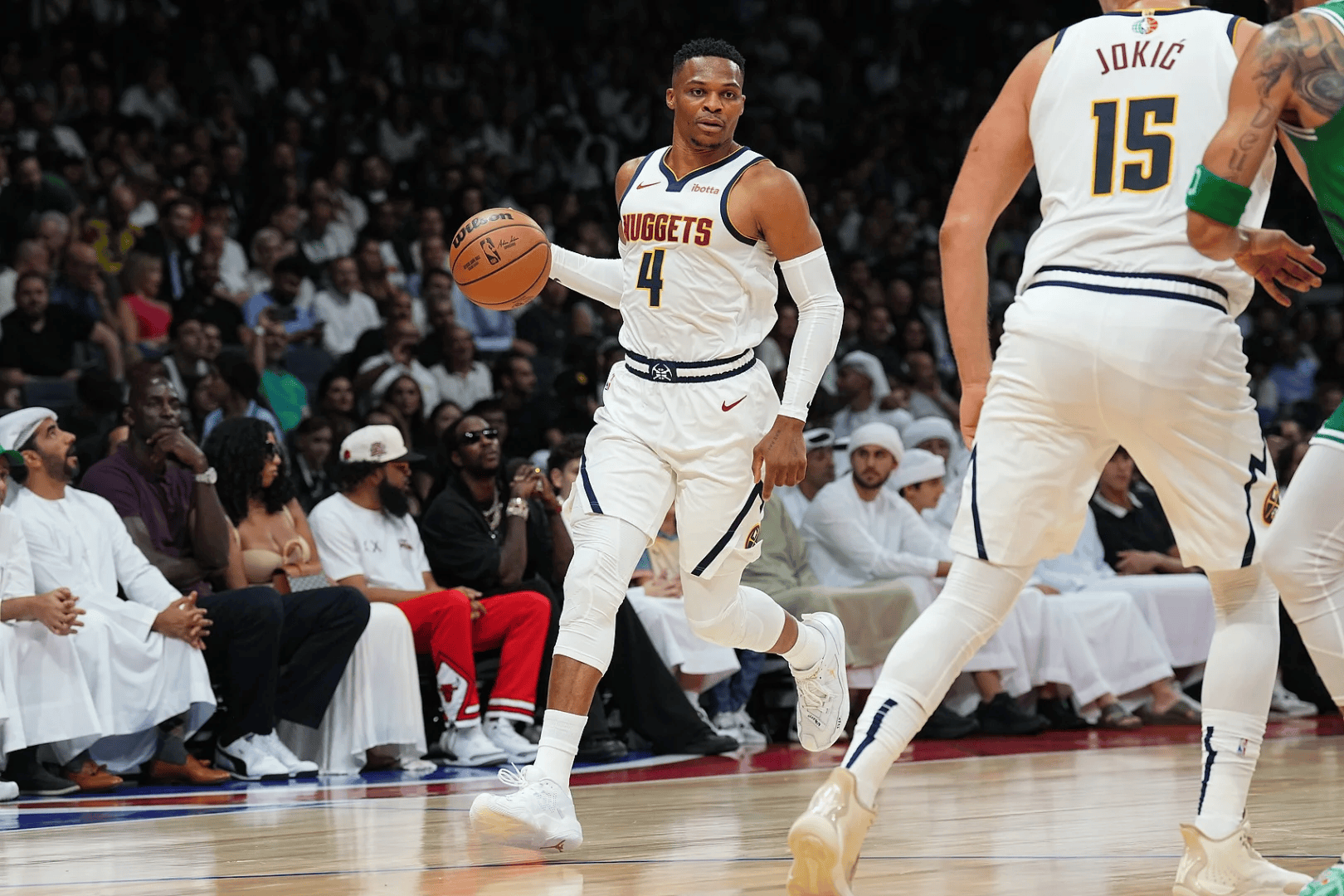 中场回传 中场回传